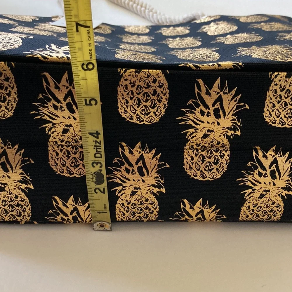 Jumbo Black & Gold Foil Pineapple Beach Tote - Picture 10 of 10